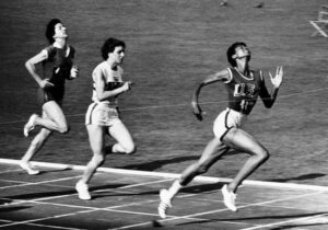 Wilma Rudolph running to finish line